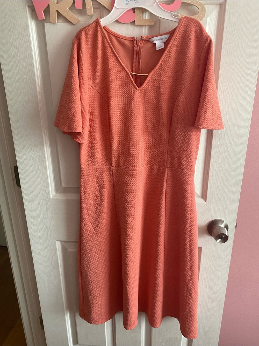 Liz Claiborne Coral Textured Midi Dress with V-Bar Detail